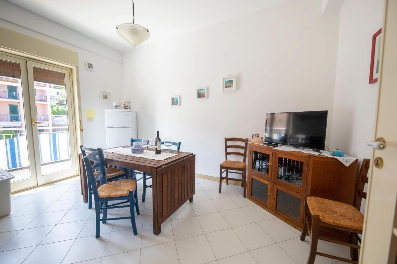 Fabiene Familyholidays Deluxe Plus Cefalu Bagian luar foto