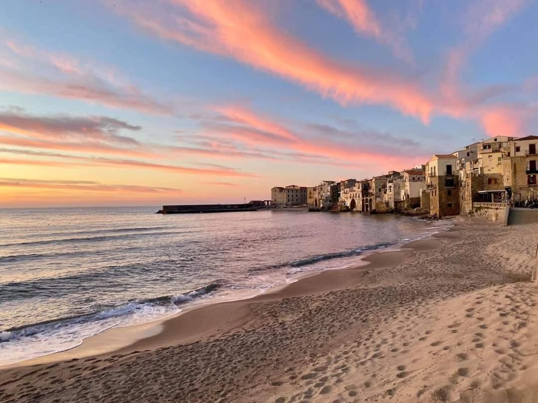 Fabiene Familyholidays Deluxe Plus Cefalu Bagian luar foto