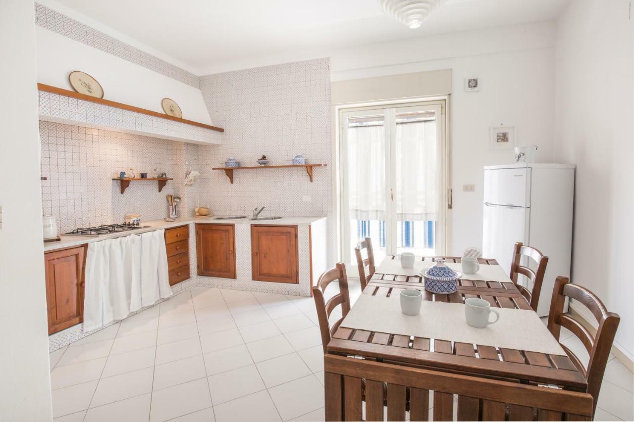 Fabiene Familyholidays Deluxe Plus Cefalu Bagian luar foto